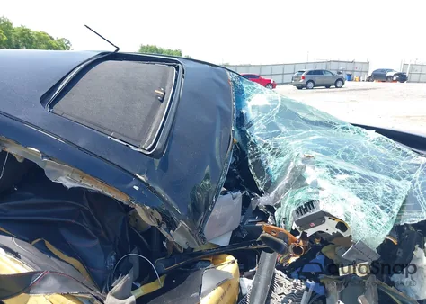 2009 Hyundai Genesis 3.8 z USA, uszkodzony, nr VIN KMHGC46EX9U048719